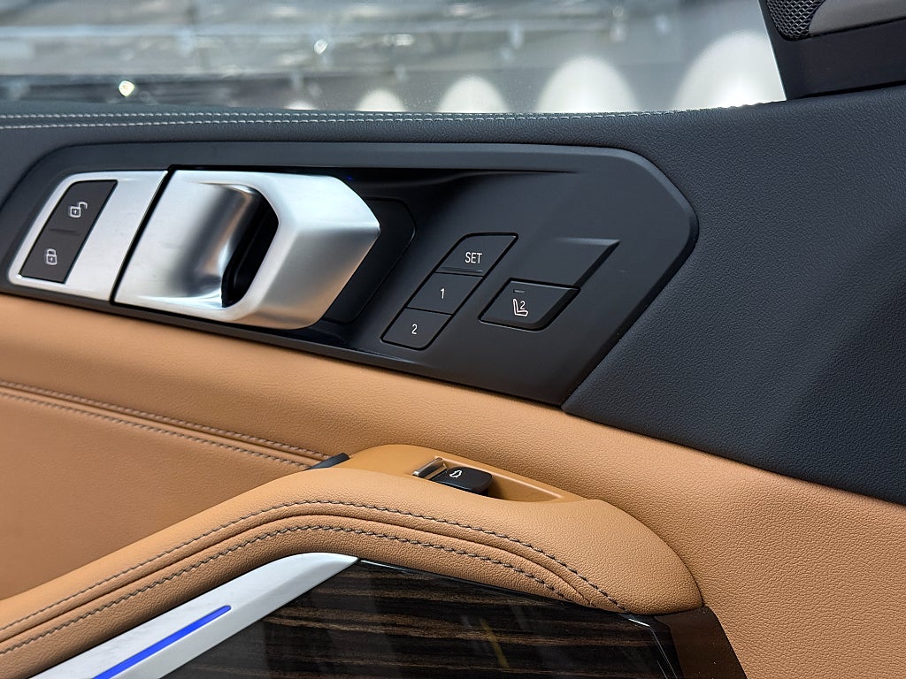 BMW X5 xDrive 50e 490hk M-Sport | Innovation | Drag