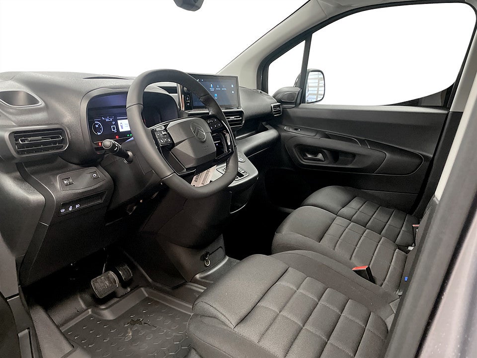 Bild på Citroën Berlingo 130hk Aut L2 - EDITION! SERVICE & V-HJUL INGÅR!