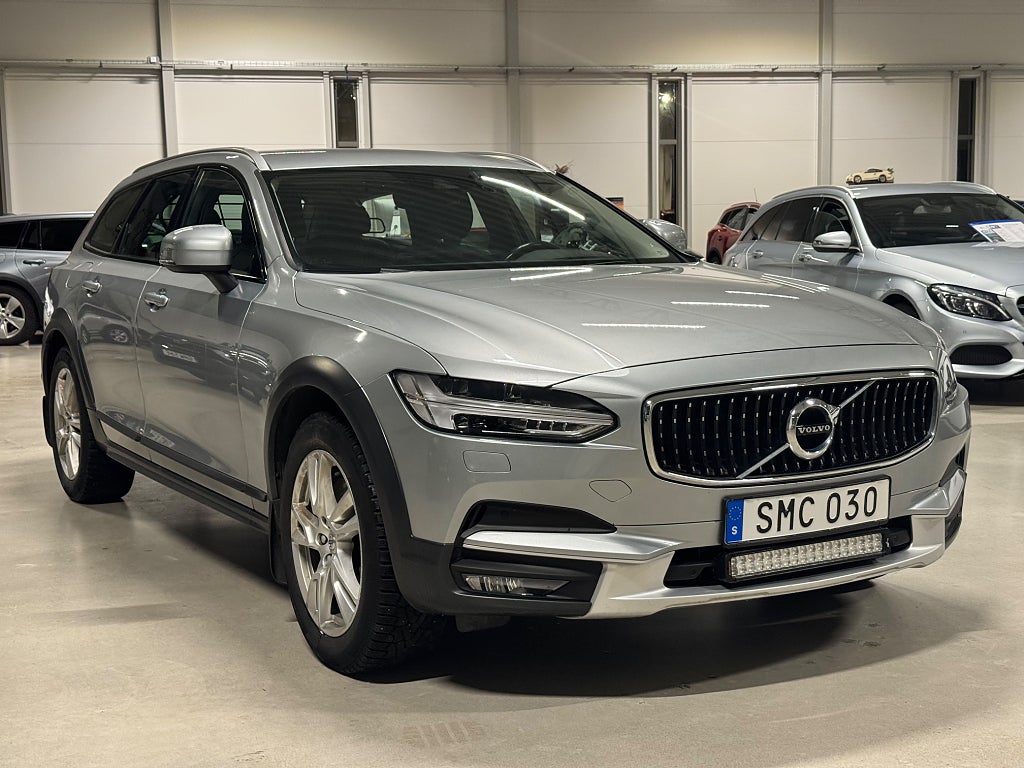 Volvo V90 Cross Country D4 AWD AUT KAMERA DRAG VÄRMARE 