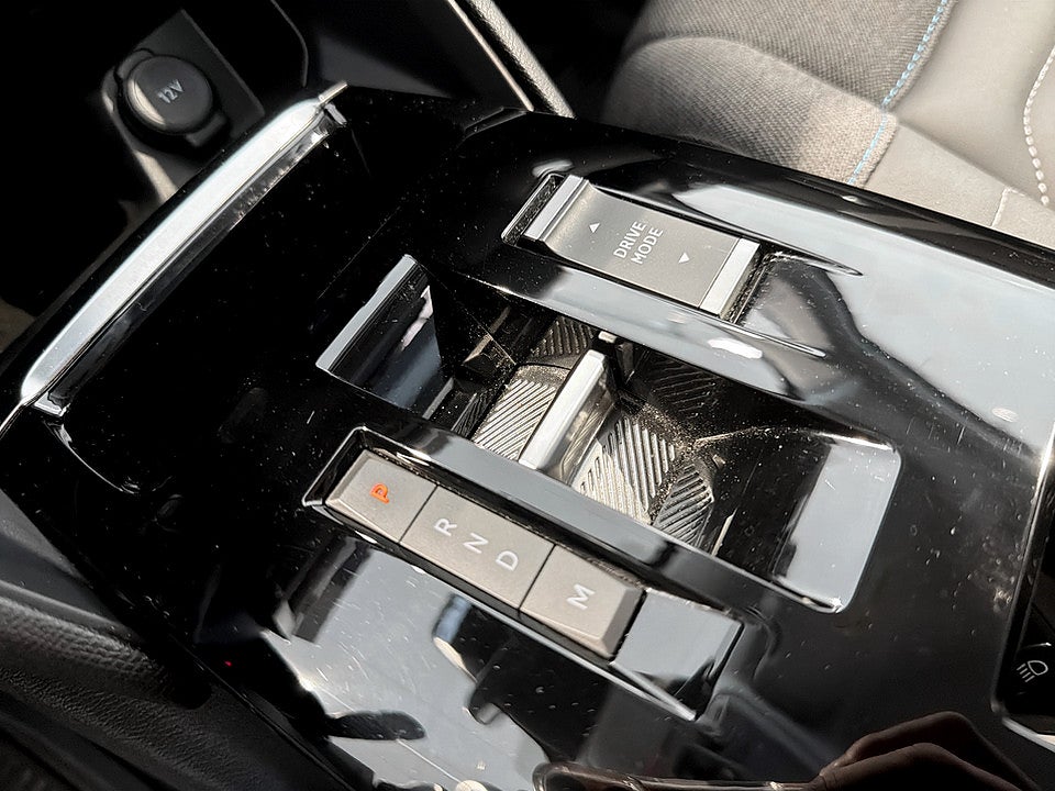 Bild på Citroën C4 Shine 1.2 PT 130hk Aut B-KAMERA CARPLAY