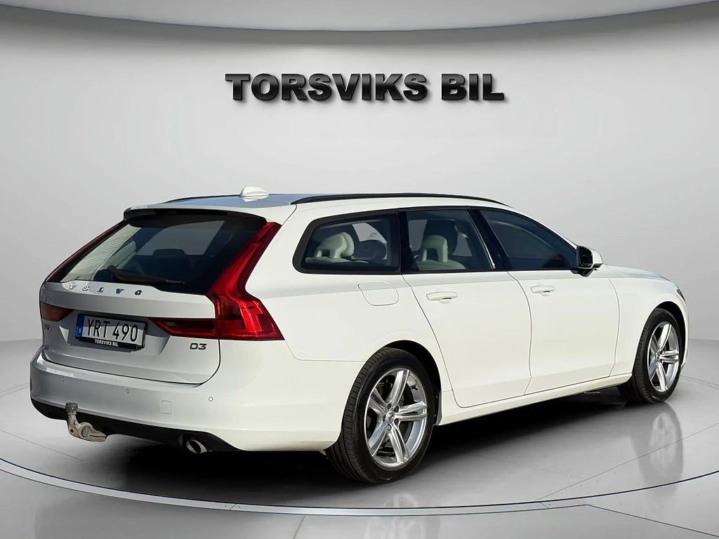 Volvo V90 D3 Kinetic Skinn Gps Drag Ny besiktigad 2 Ägare - miniatyr 6