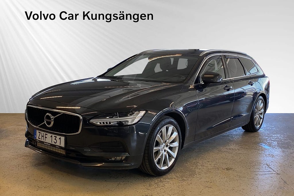 Volvo V90 D4 Momentum Advanced SE