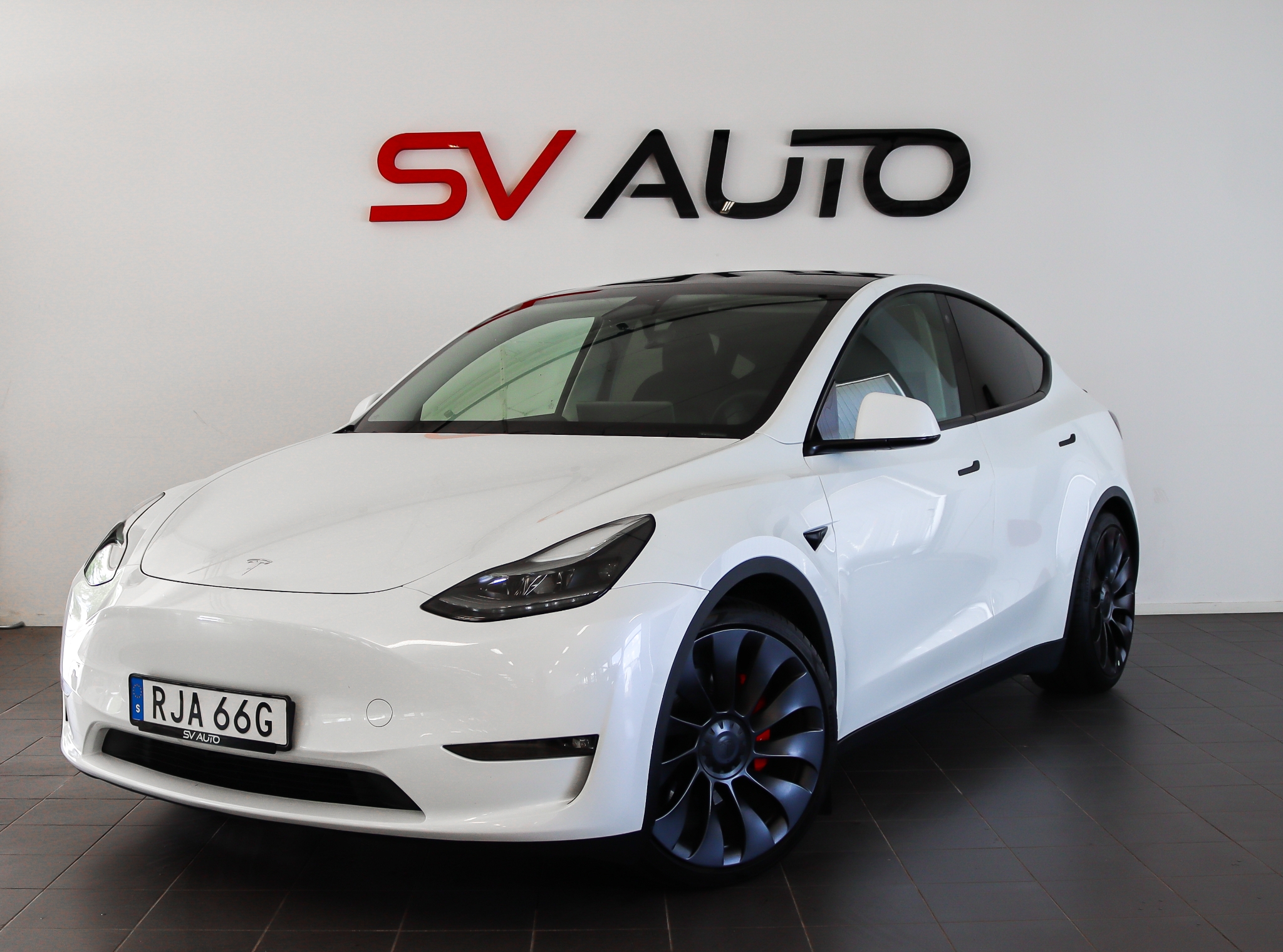 Tesla Model Y Long Range AWD HW4 2024, bild 6/10