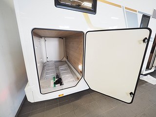Husbil-halvintegrerad Ci Elliot 84 XT 21 av 21