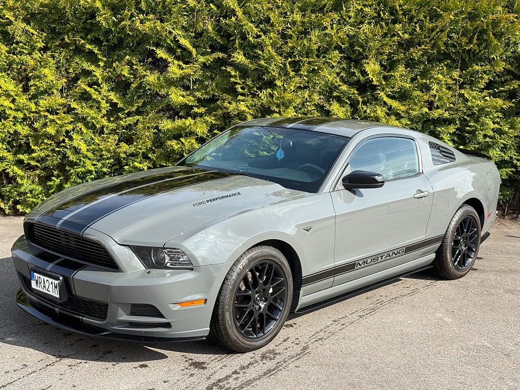 Ford Mustang V6 SelectShift
