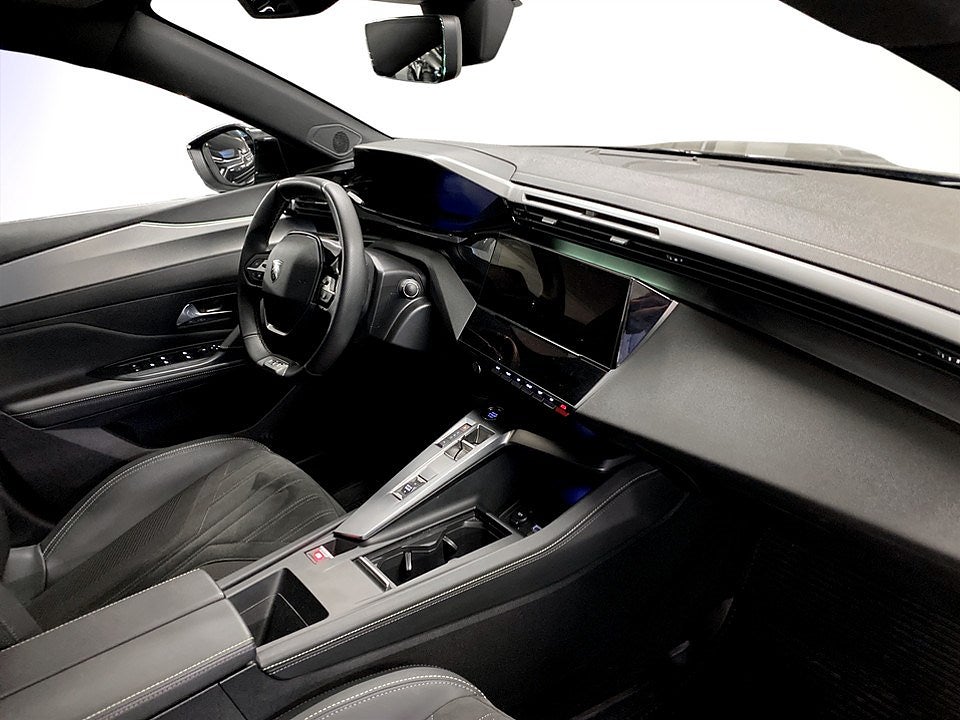 Bild på Peugeot 308 5D GT 1.2 PT 130hk Aut - INK. TRYGGHETSPAKET