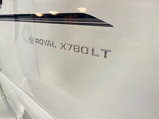 Husbil-halvintegrerad Kabe ROYAL X 780 LT 33 av 33