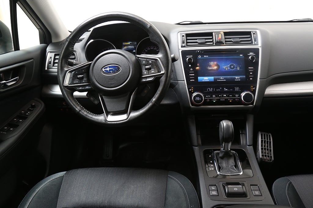 Subaru Outback 2,5i 175hk Active AWD Aut Motorv Dragkrok 2019