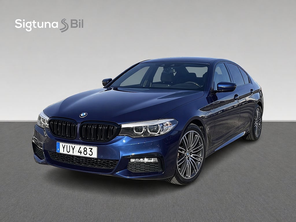 BMW 530e Sedan M Sport / Backkamera / Keyless 