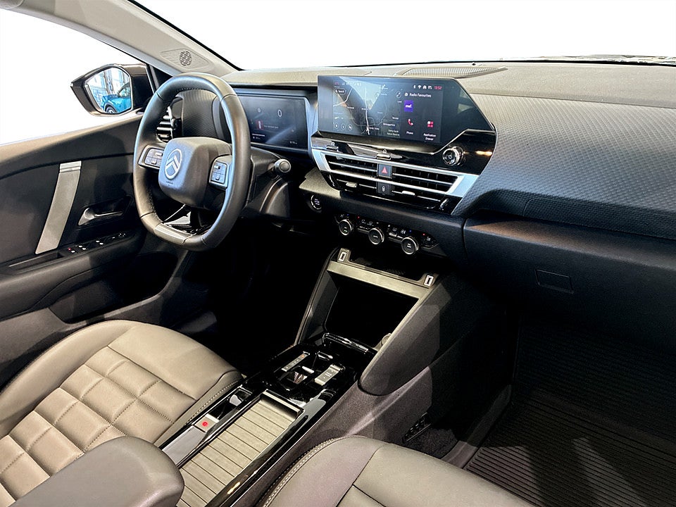 Bild på Citroen C4 Max Hybrid 145hk Aut B-KAMERA CARPLAY