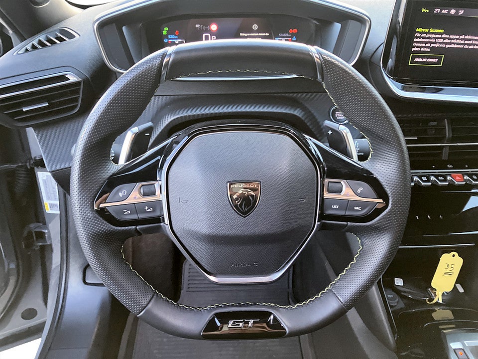 Bild på Peugeot 2008 GT 1.2 PT 130hk Aut B-KAMERA CARPLAY