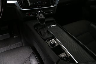 Kombi Volvo V90 17 av 27