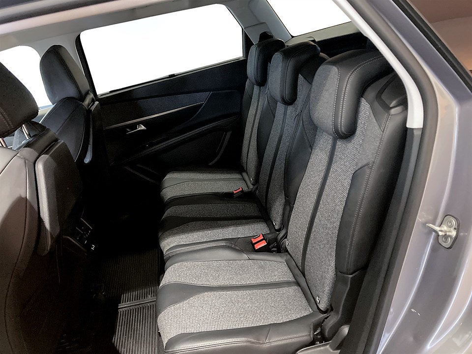Bild på Peugeot 5008 Allure 1.2 PT 130hk Aut - 7-SITS, B-KAMERA
