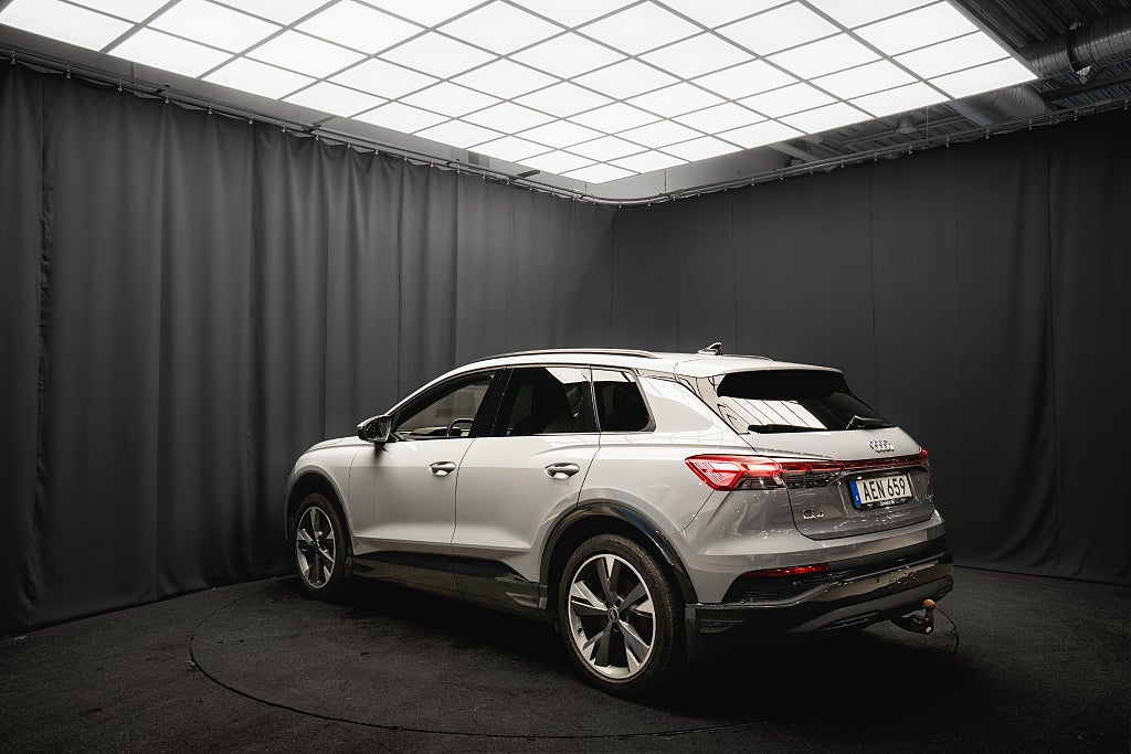 Audi Q4 e-tron 50 QUATTRO PRO ADVANCED 20 LÄDER DRAG KAMERA SONOS MOM