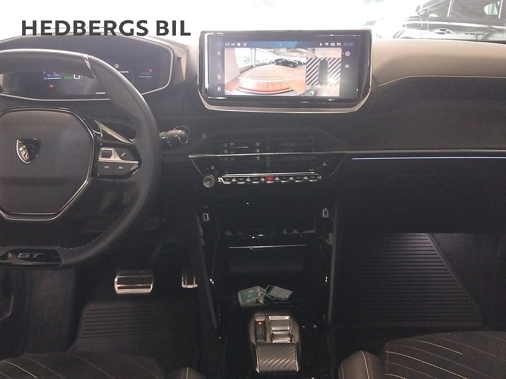 Peugeot E-2008 GT thumbnail