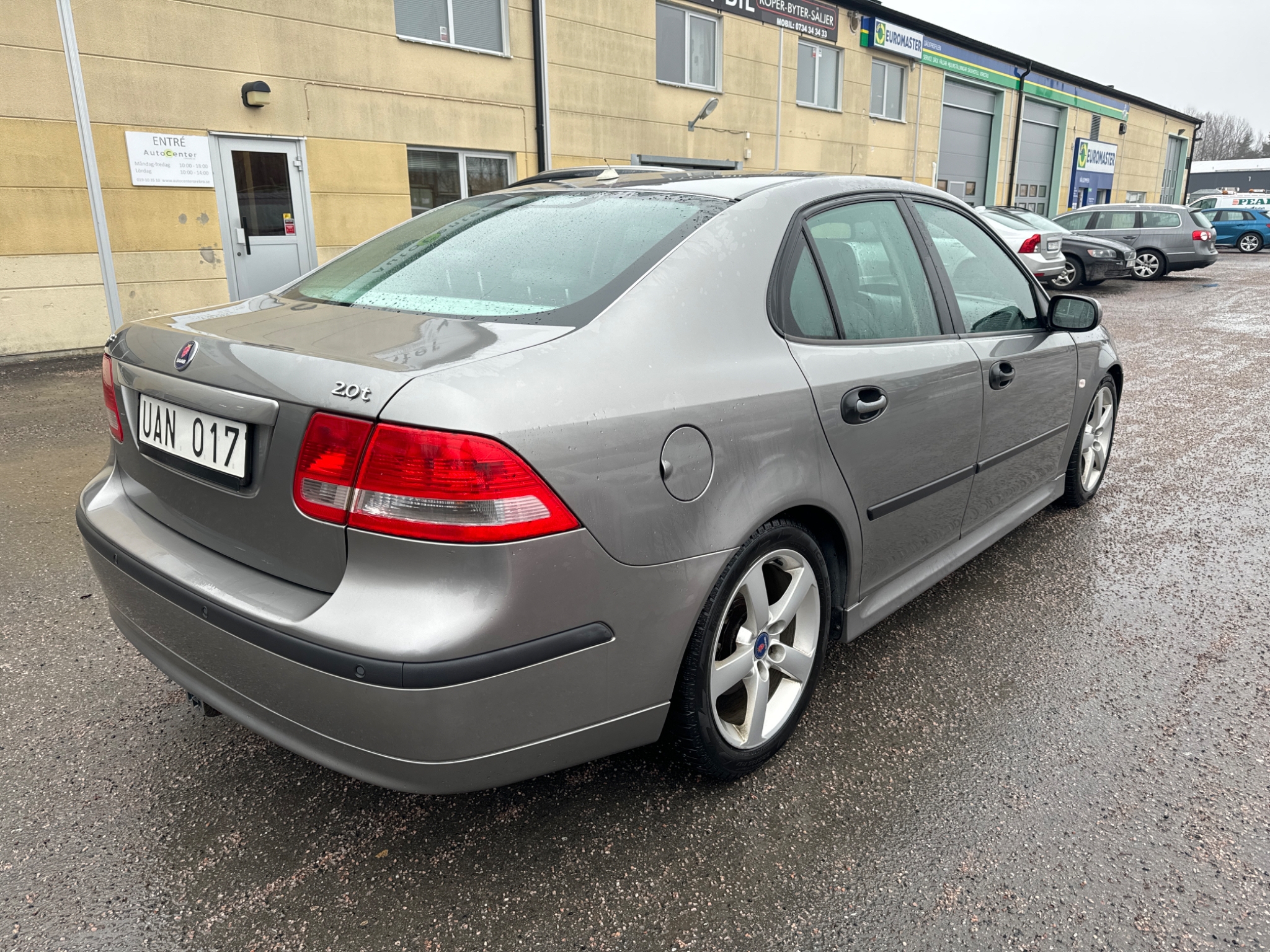 Saab 9-3 SportSedan 2.0 T Vector Automat 2003, bild 6/43