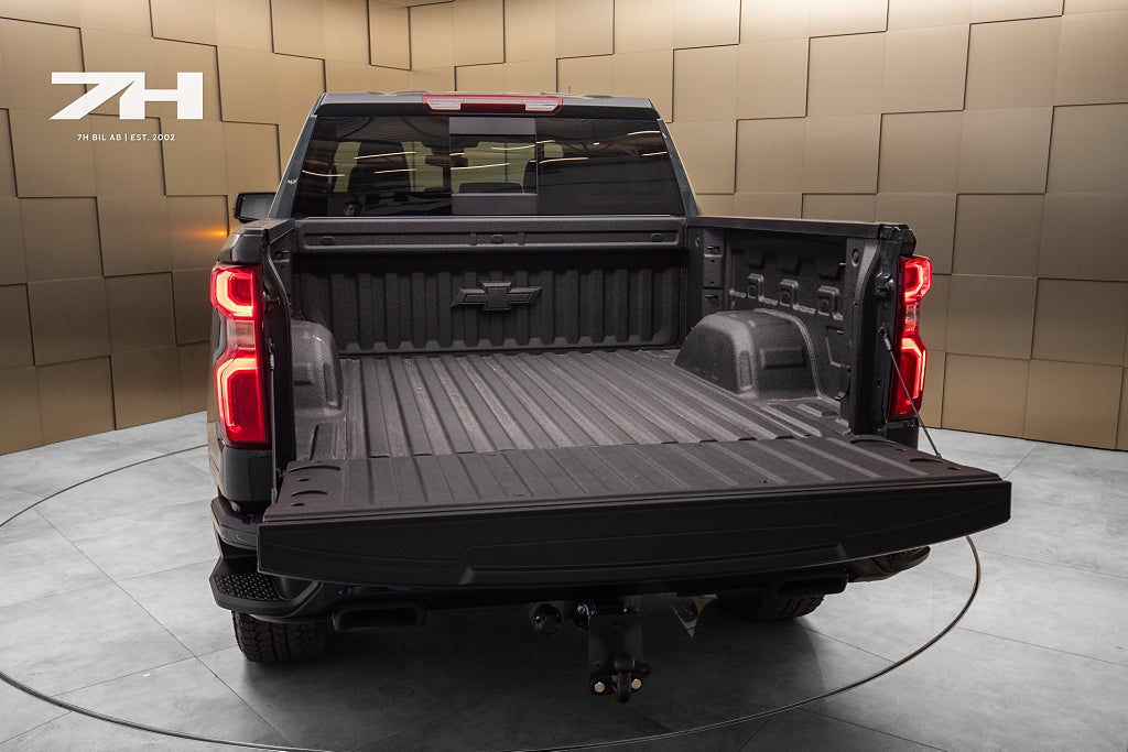 Chevrolet Silverado Z71 LT Trail Boss 3.0 D / BOSE / 360° / Taklucka