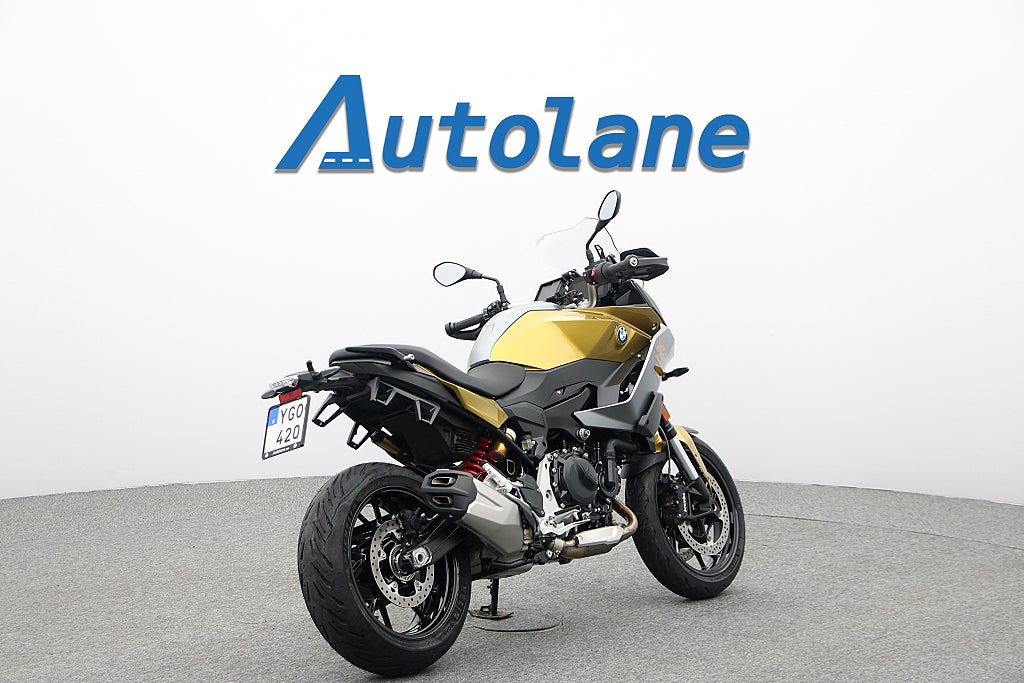 BMW F 900 XR *Endast 15mil Sänkt Chassi Nyservad