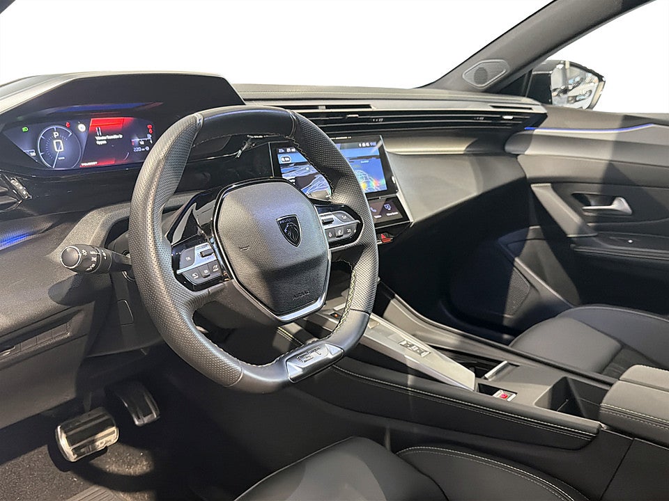 Bild på Peugeot 408 GT 1.2 PT 130hk Aut 360-KAMERA ALCANTARA