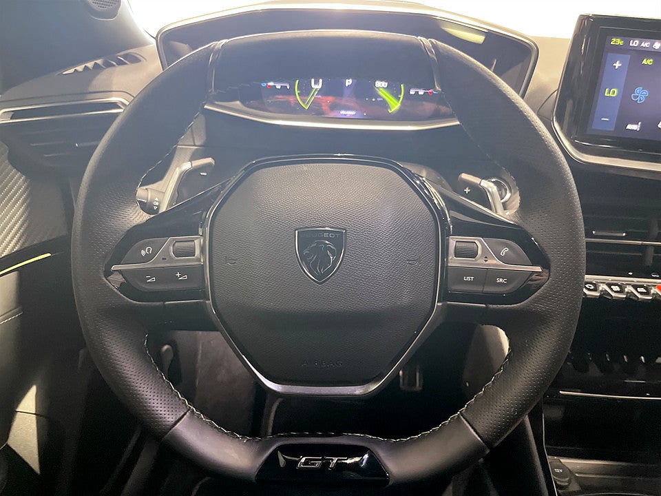 Bild på Peugeot 2008 GT 1.2 PT 130hk Aut B-KAMERA NAVI