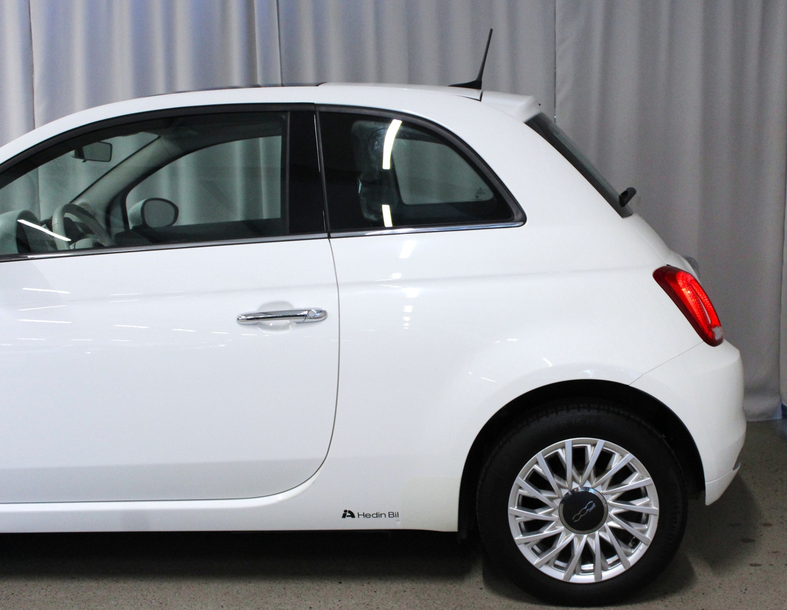 Fiat 500 1.2 69hk Lounge, Panorama, S&V-hjul, Lågmil 2019 - miniatyr 8