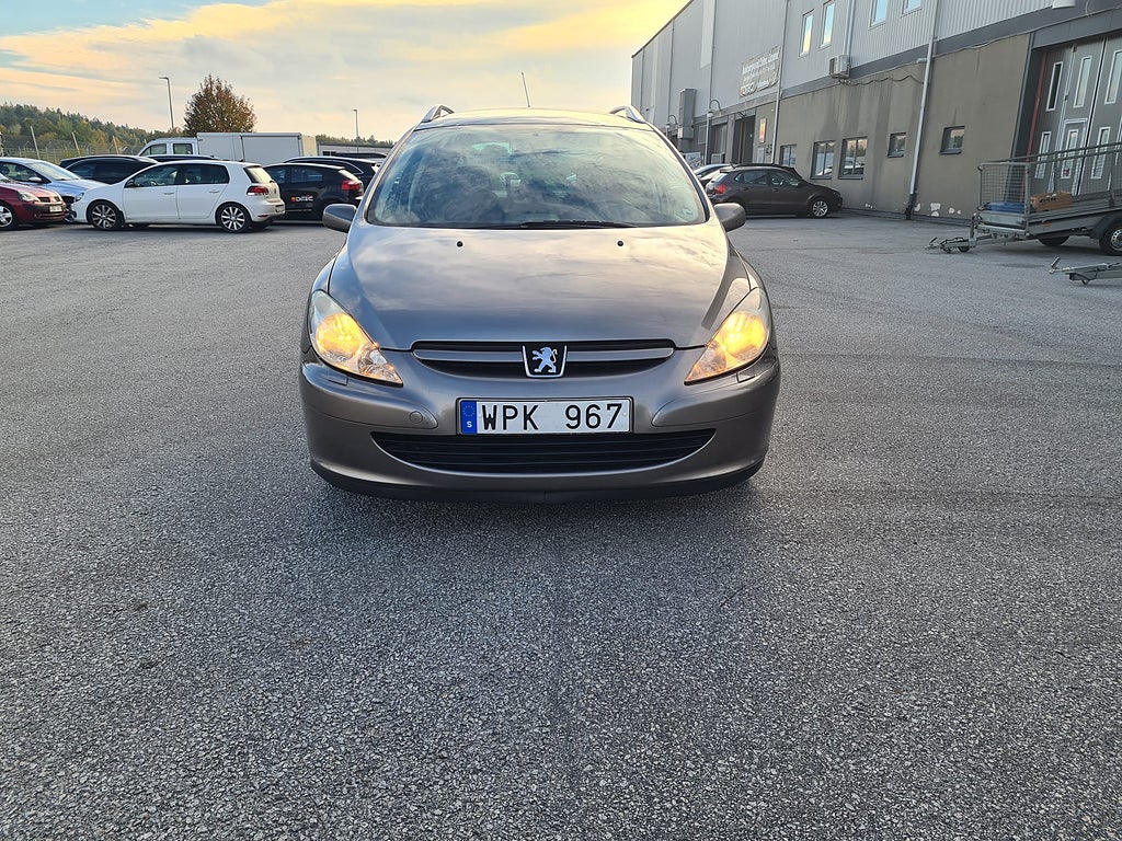 Peugeot 307 SW 2.0 Euro 3, Nybesiktigad,dragkrok,
