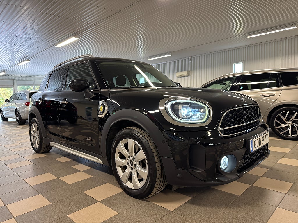 MINI Countryman Cooper SE ALL4 Steptronic Laddhybrid  220 Hk CarPlay