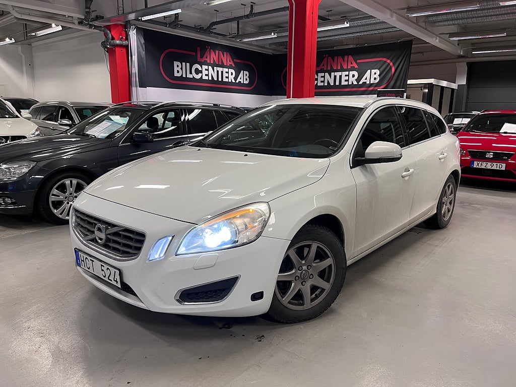 Volvo V60 D5 AWD Aut Summum Drag Kamrembytt Nyservad PDC