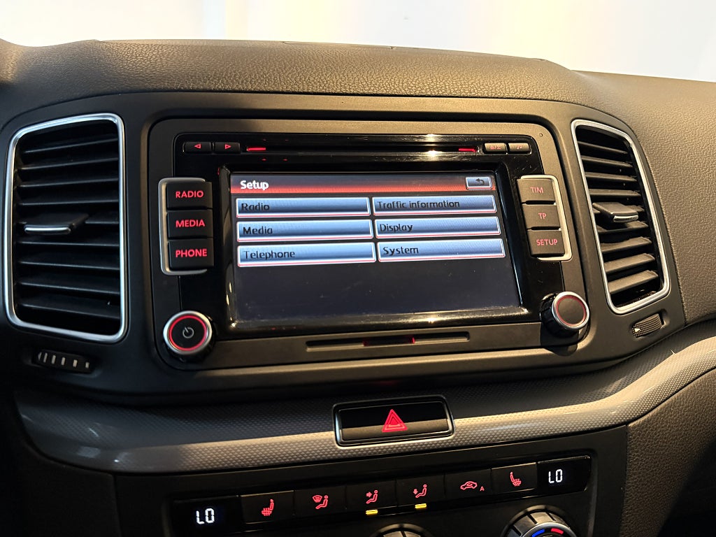 Volkswagen Sharan 7-seater 2.0 TDI DPF BMT Masters PANORAMA DRAG D-VÄRMAR