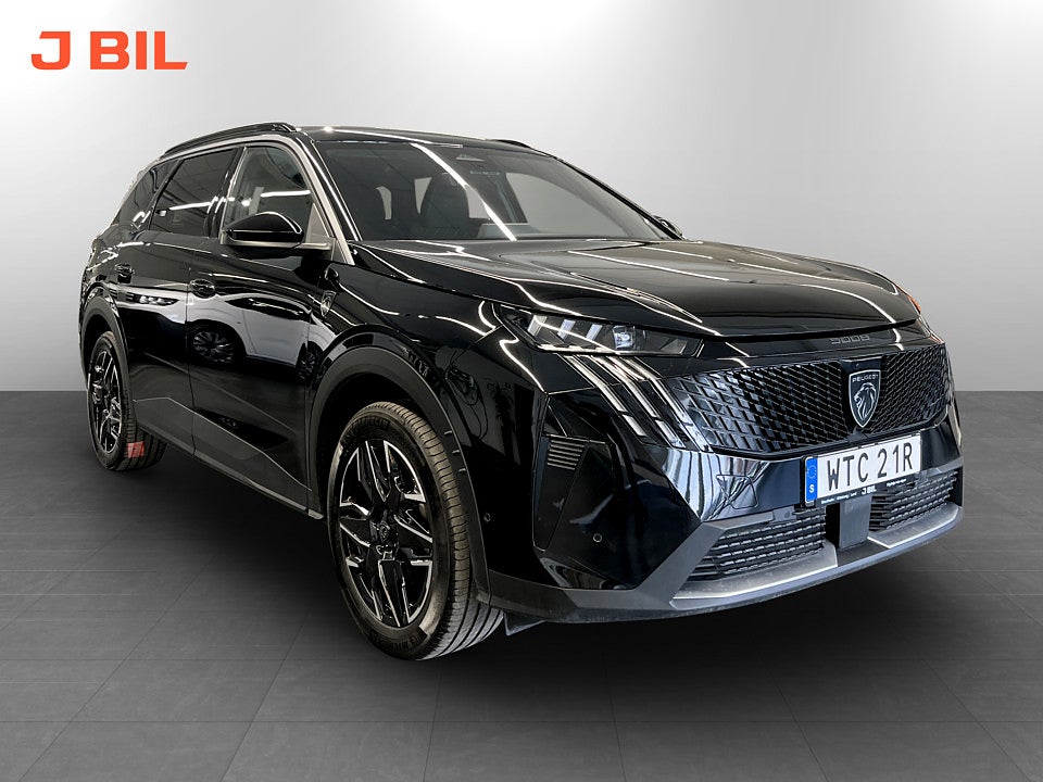 Bild på Peugeot 5008 GT Ultimate Hybrid 145hk Aut 7-SITS ELSTOL B-KAMERA