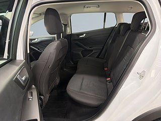 Ford Focus Active Kombi 1.0 EcoBoost Drag/MVärm/Navi/Carplay/Bt – bild 13