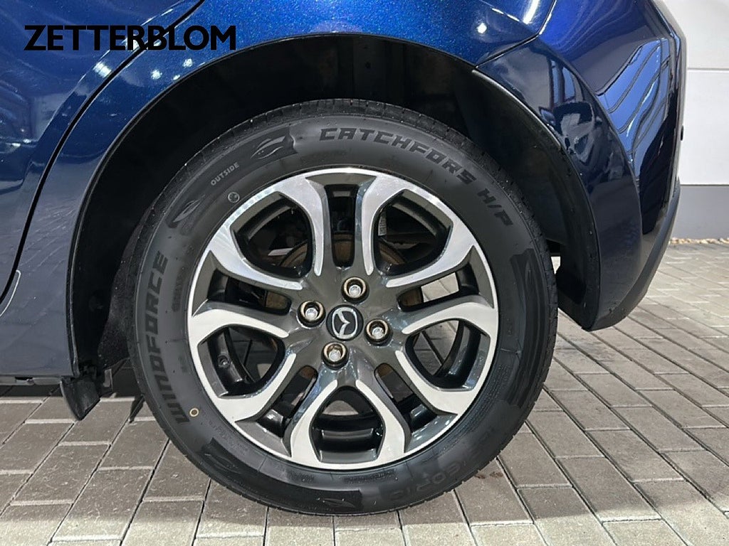 Halvkombi Mazda 2 13 av 15