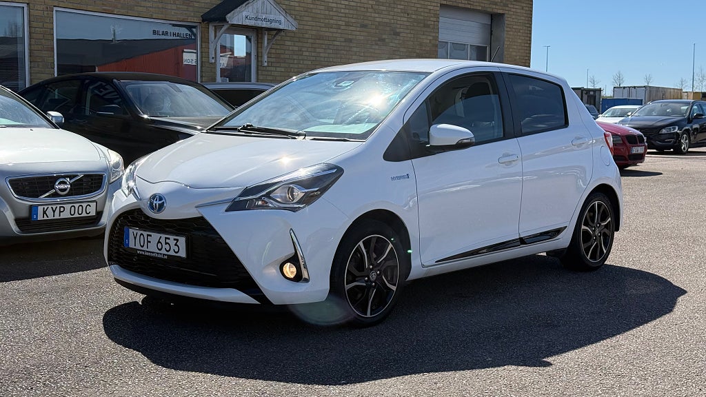 Toyota Yaris Hybrid e-CVT Style Euro 6