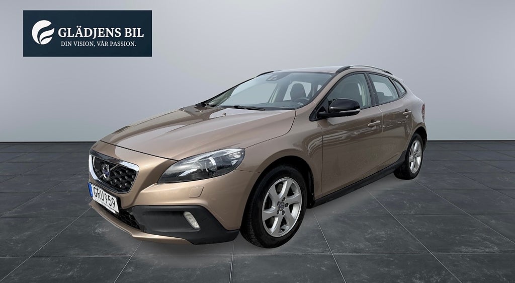 Volvo V40 Cross Country T4 AWD Momentum värmare Nybesiktad