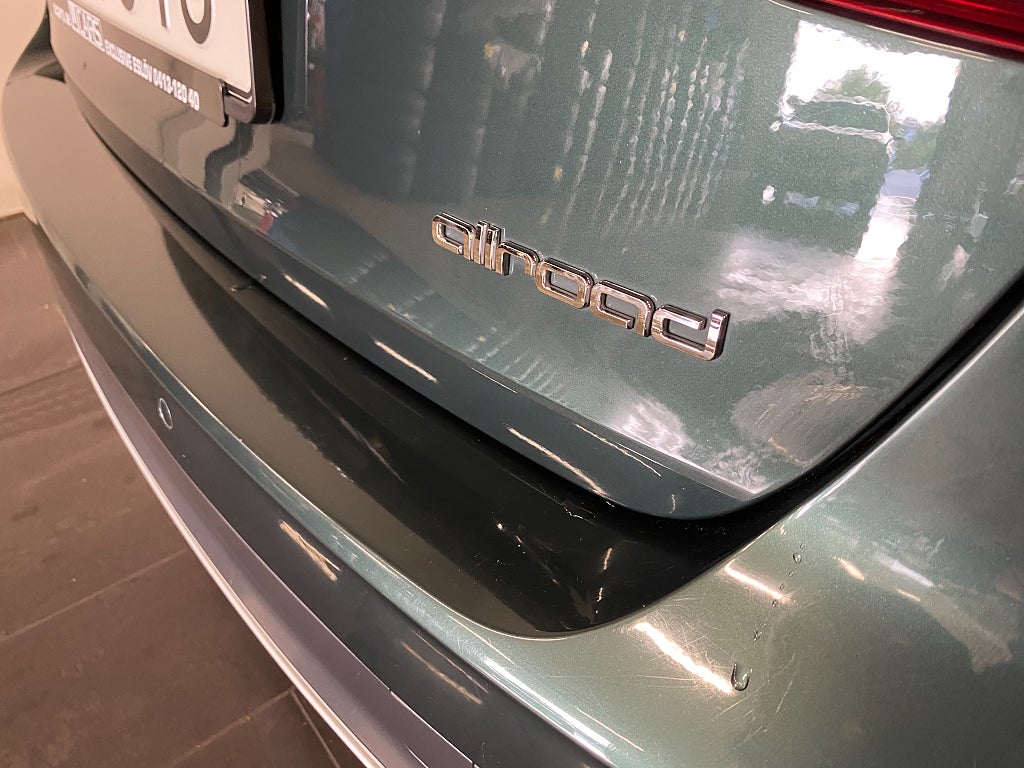 Audi A4 allroad 2017 - miniatyr 15