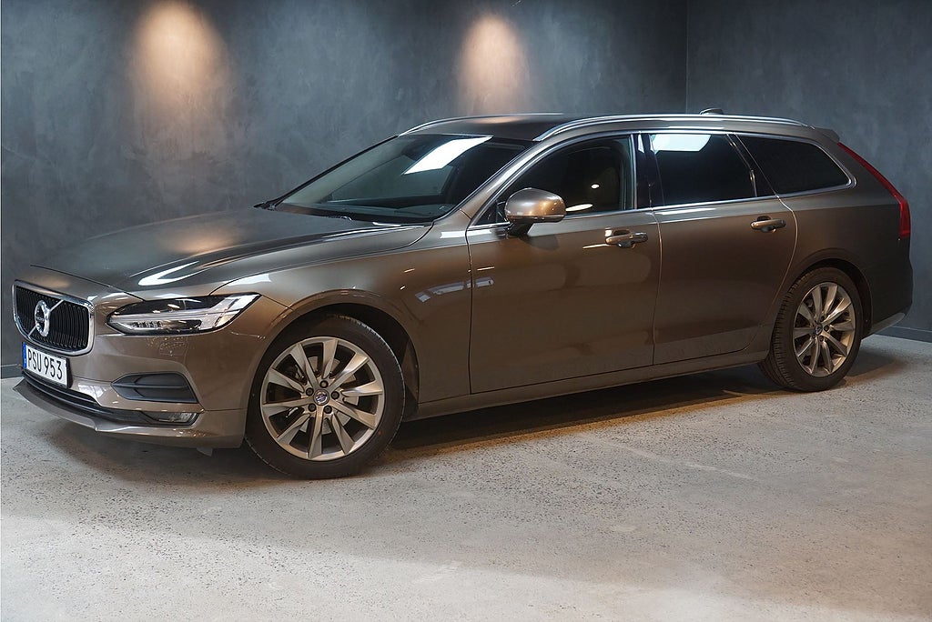 Volvo V90 D3 Momentum Automat Nav/VOC Drag