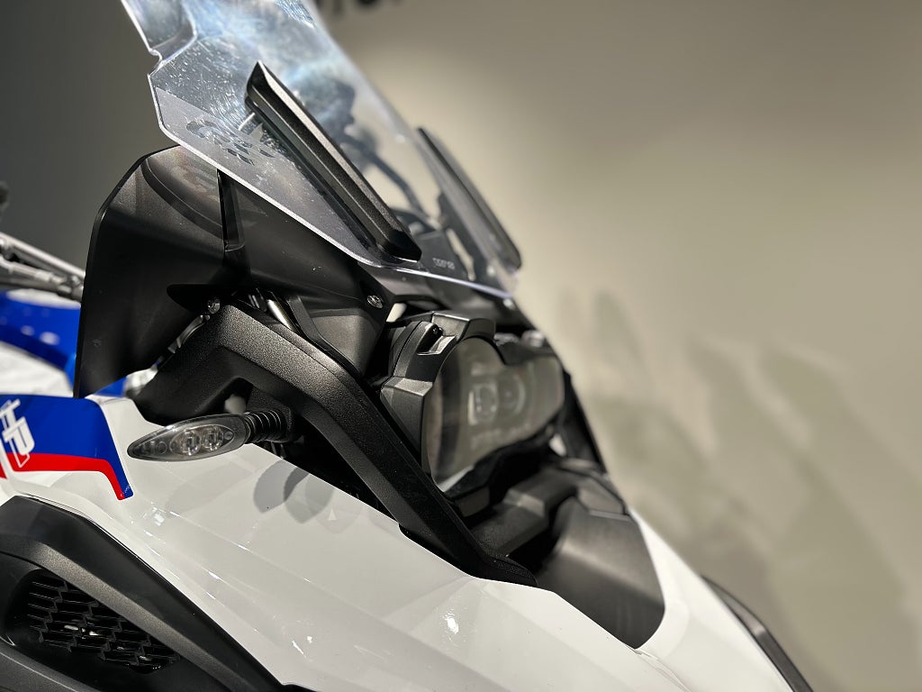 BMW R1250GS / Style HP / 3st väskor / 3,45% ränta / Motobågar