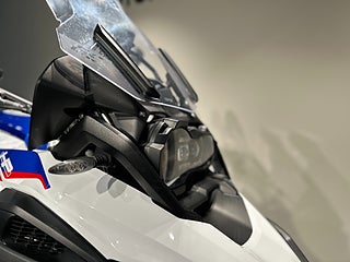 BMW R1250GS / Style HP / 3st väskor / 3,45% ränta / Motobågar