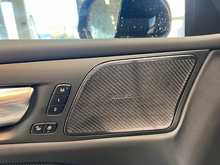 Volvo V60 PLUG-IN T6 AWD R-Design Drag/B-kamera/Mvärmare/S&V