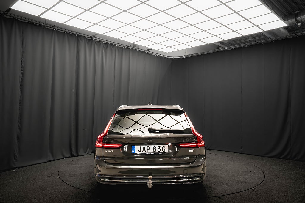 Volvo V90 Recharge II T6 AWD DRAG 360° BLIS 1-ÄGARE 95.5SoH% MOMS