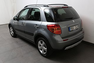 Halvkombi Suzuki SX4 4 av 20