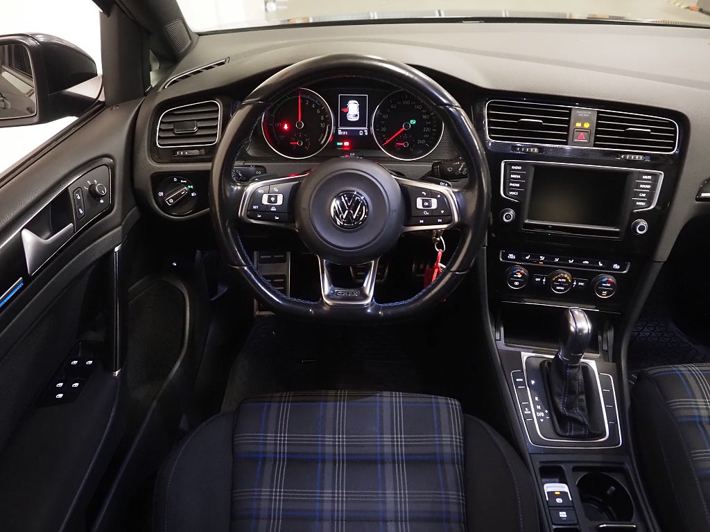 Volkswagen Golf GTE 1.4 TSI Plug-in 204hk Drag Backkamera 2016