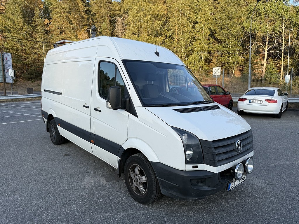 Volkswagen crafter  35 2.0 TDI 136hk momsbil 3sits Arbskyllt&Ljus B-kamera