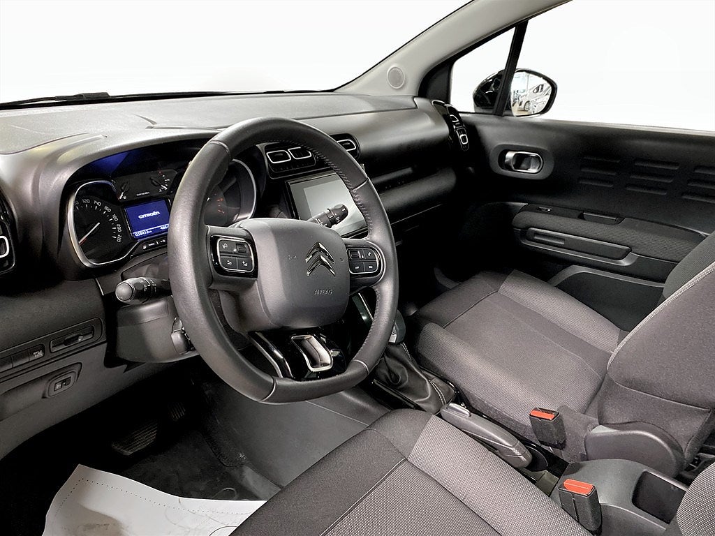 Bild på Citroën C3 Aircross Shine 1.2 PT 130hk Aut - CARPLAY, NAVI