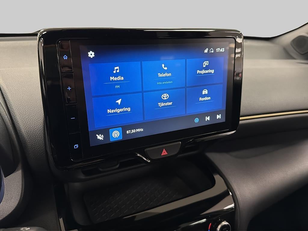 Toyota Yaris Cross 2023 - miniatyr 13