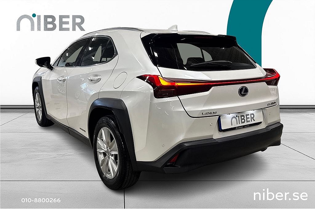 Lexus UX UX250H CVT 178HK, 3 brukare