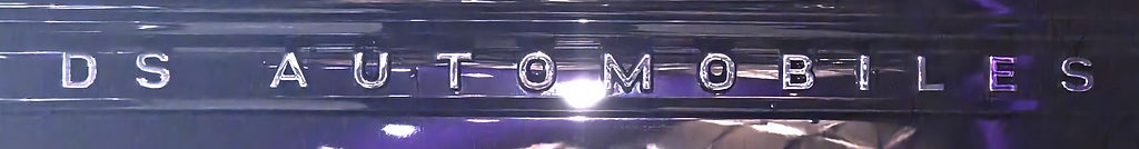 Bild på DS 7 Crossback E-Tense Performance Line+ 300hk Aut AWD - 360-KAMERA, CARPLAY, M