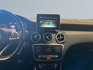 Mercedes-Benz A 180 d 7G-DCT AMG Line Kamera Skinn SoV-hjul – bild 11