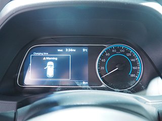 Halvkombi Nissan Leaf 19 av 22