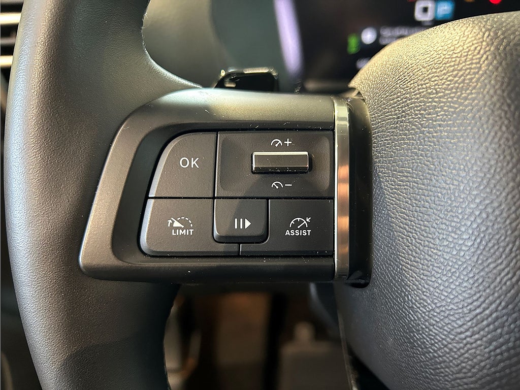 Bild på Citroën C4 Shine 1.2 PT 131hk Aut - B-KAMERA, CARPLAY